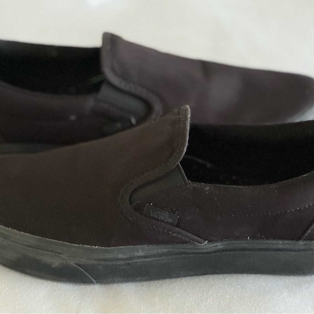 Vans Men's Black Slip-On Shoes